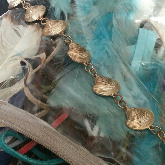 Bracelets - Picture 5 of 7